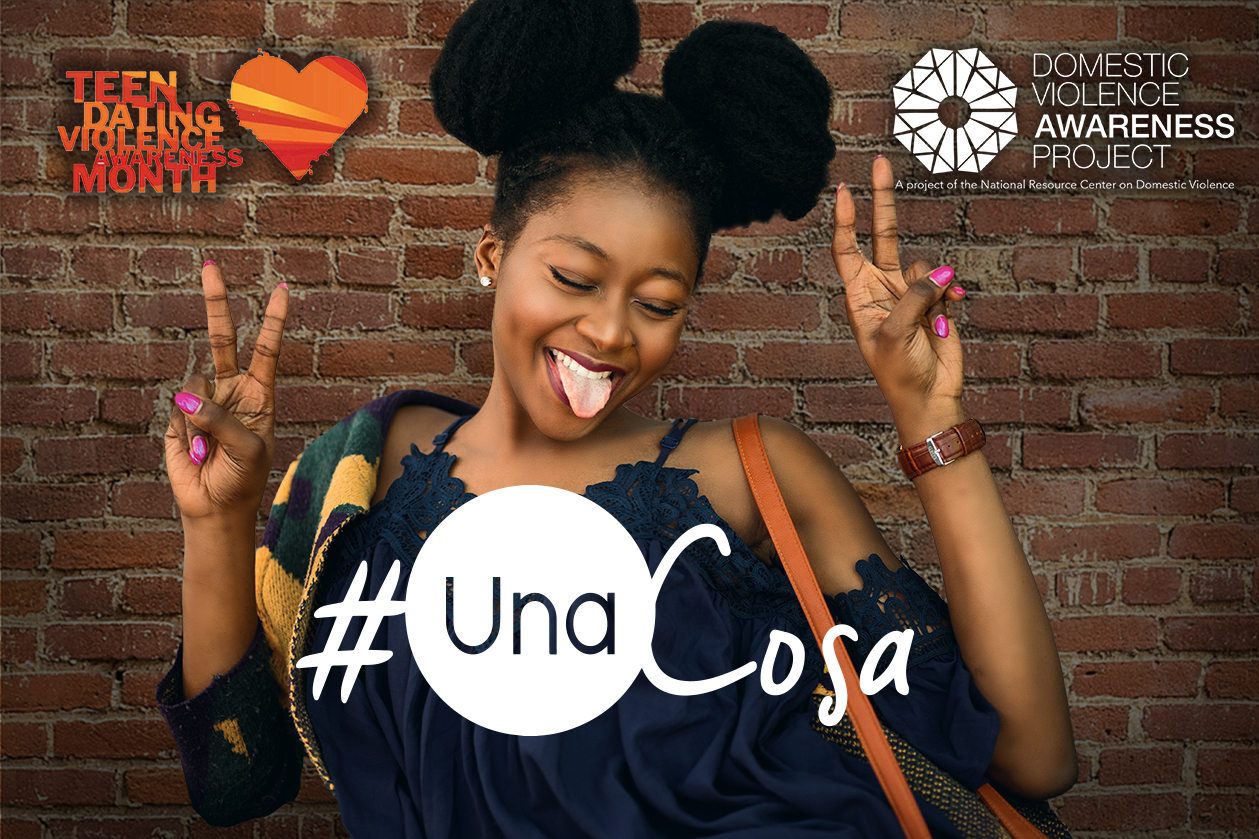 #UnaCosa logo imposed over image of girl posing in front of a brick wall